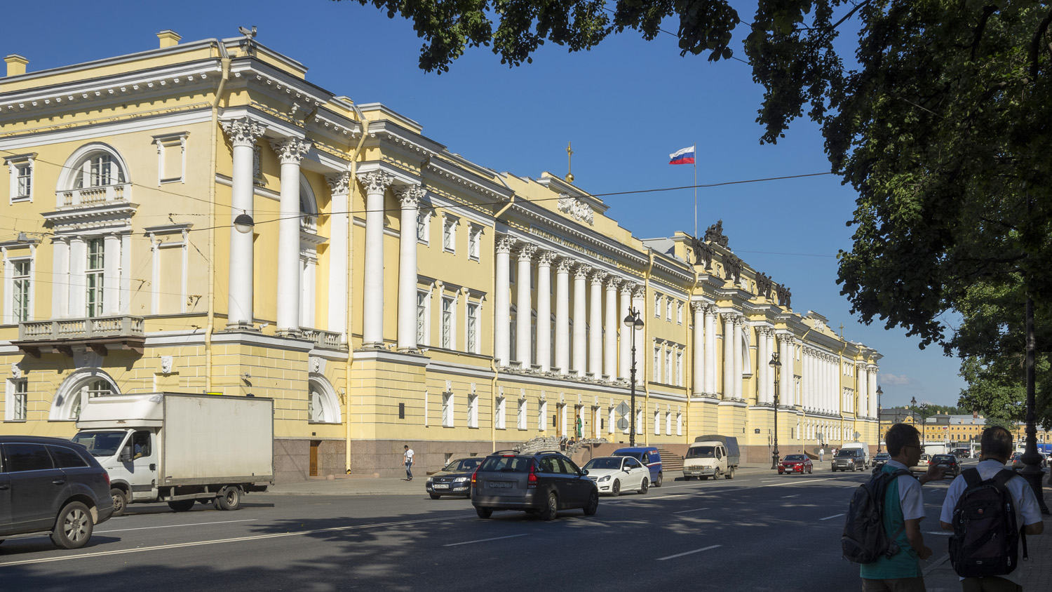 Санкт-Петербург, Сенатская площадь, 3; Сенатская площадь, 1