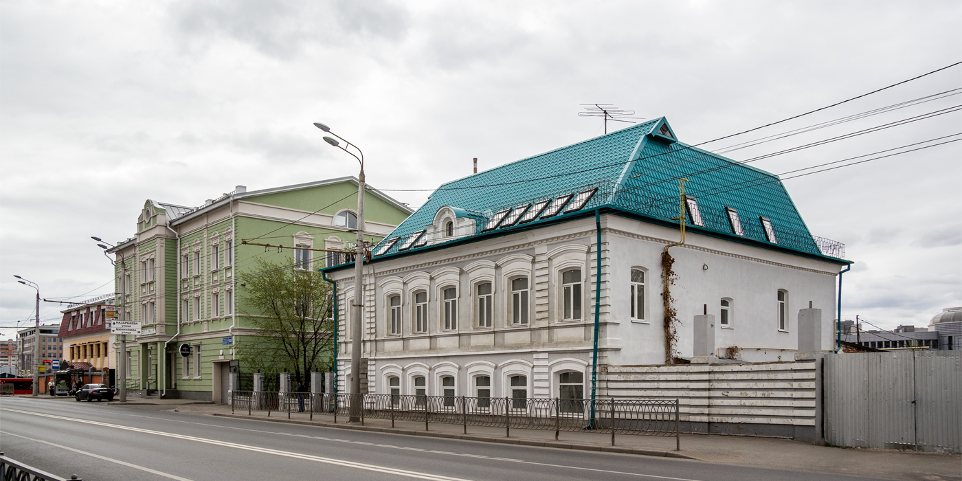 Казань, Улица Островского, 102; Улица Островского, 100