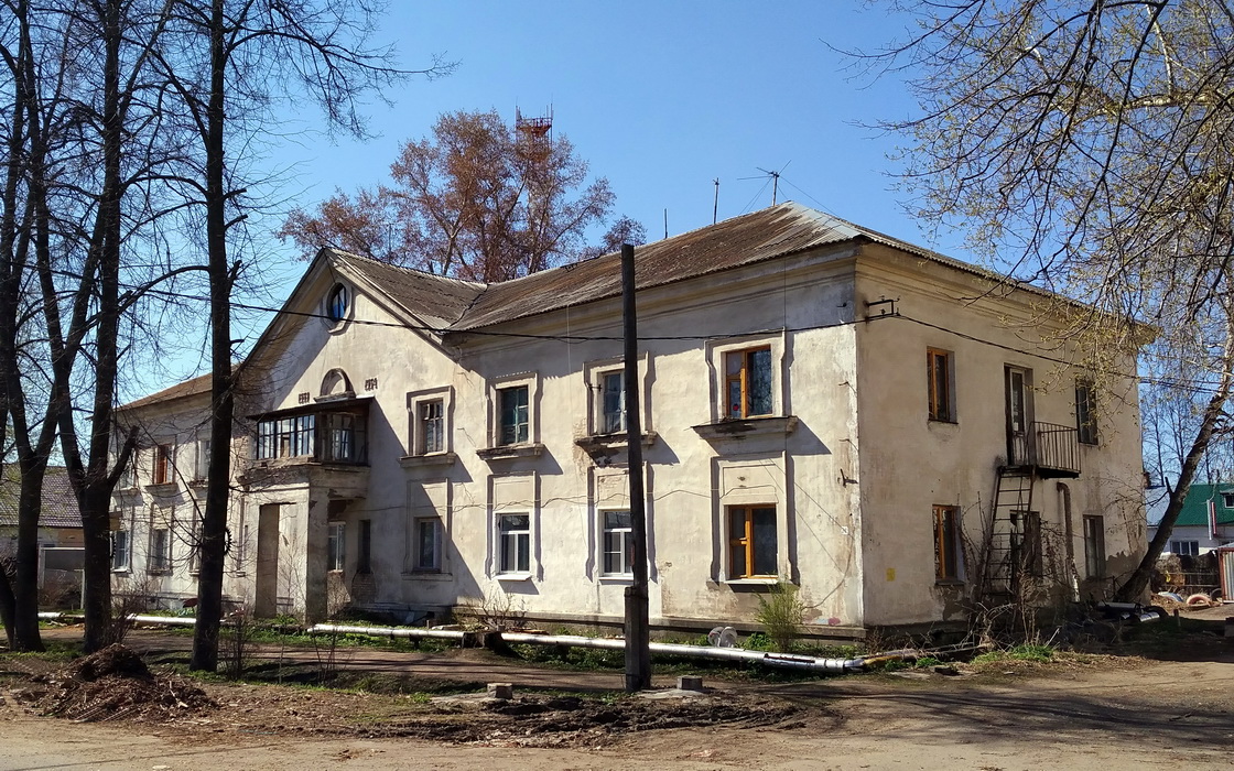 Ростов Великий, Советская площадь, 24Б