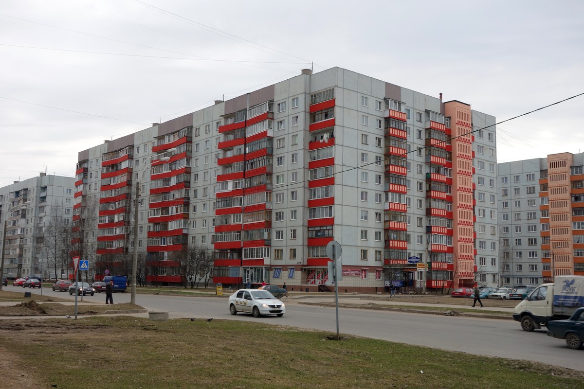 Великий Новгород, Улица Кочетова, 14 корп. 1