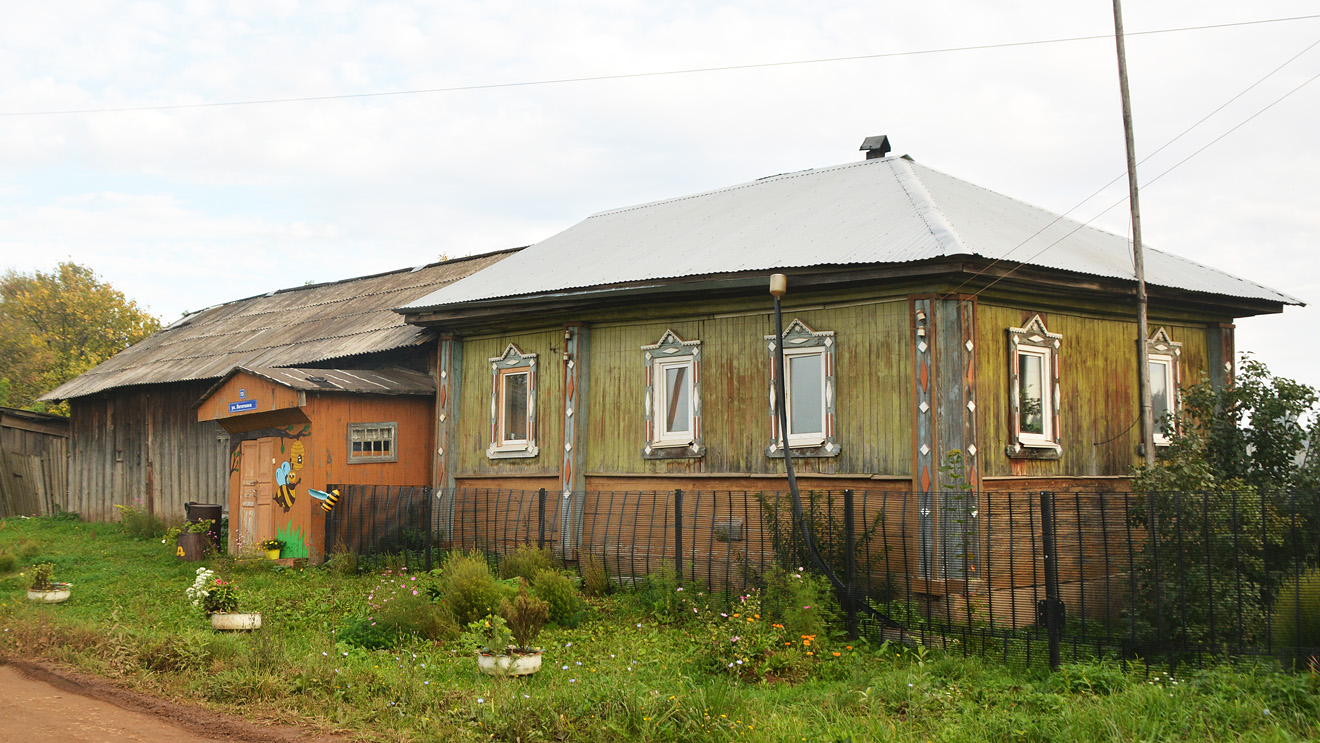 Пермский район, прочие н.п., д. Ежи, улица Леготкиных, 13