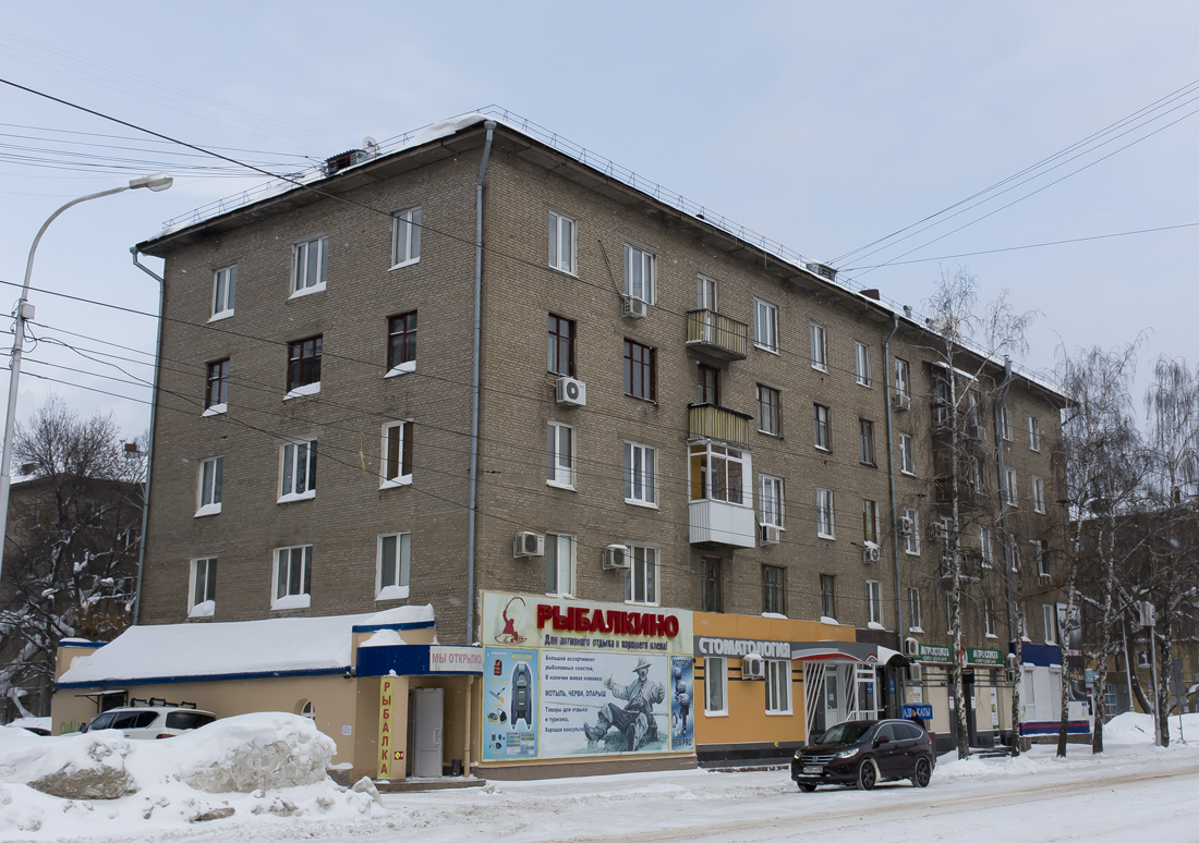 Уфа, Улица Пархоменко, 97 / Революционная улица, 101
