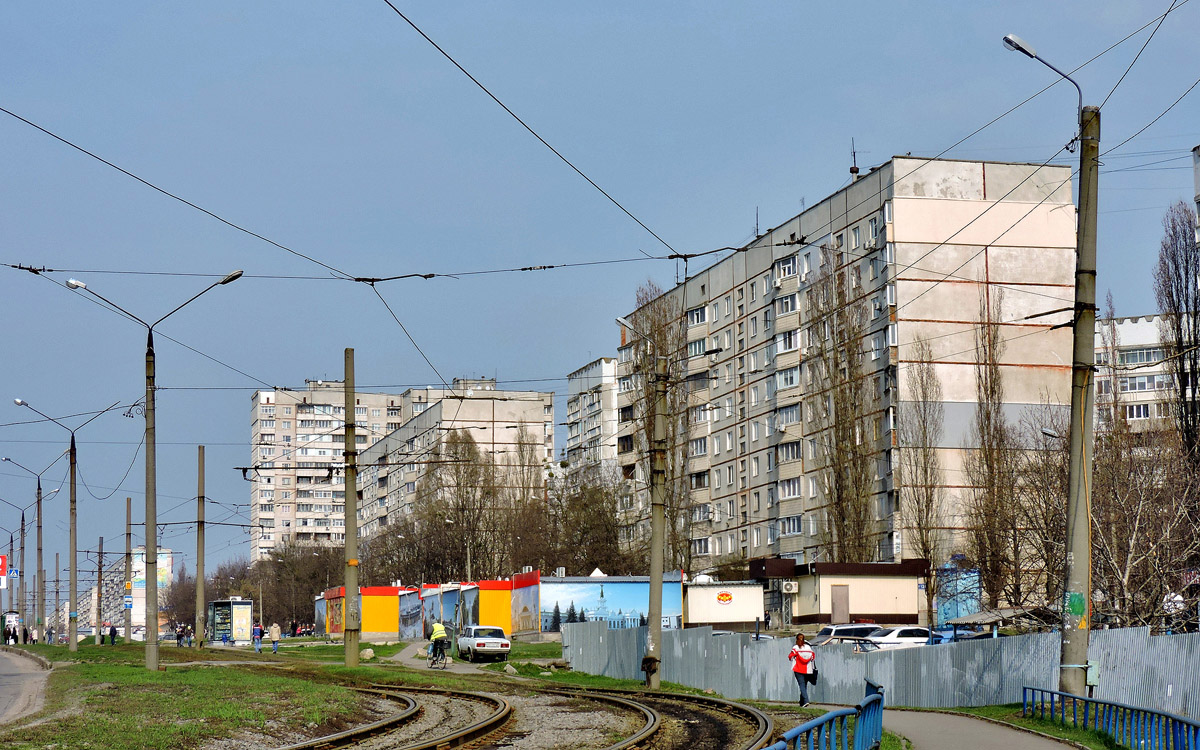 Харьков, Проспект Тракторостроителей, 124