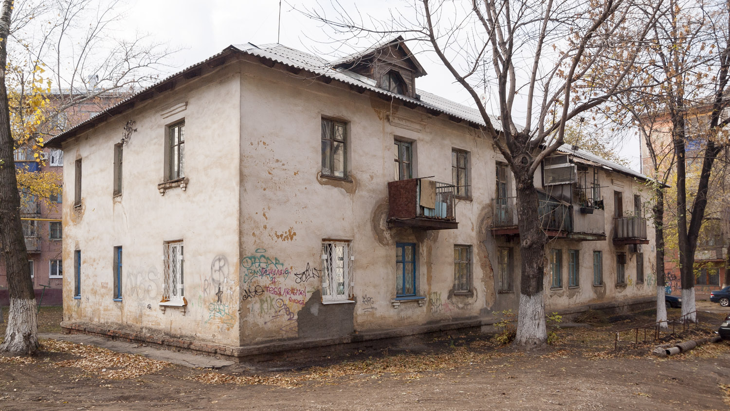 Novokuybyshevsk, Школьный переулок, 6