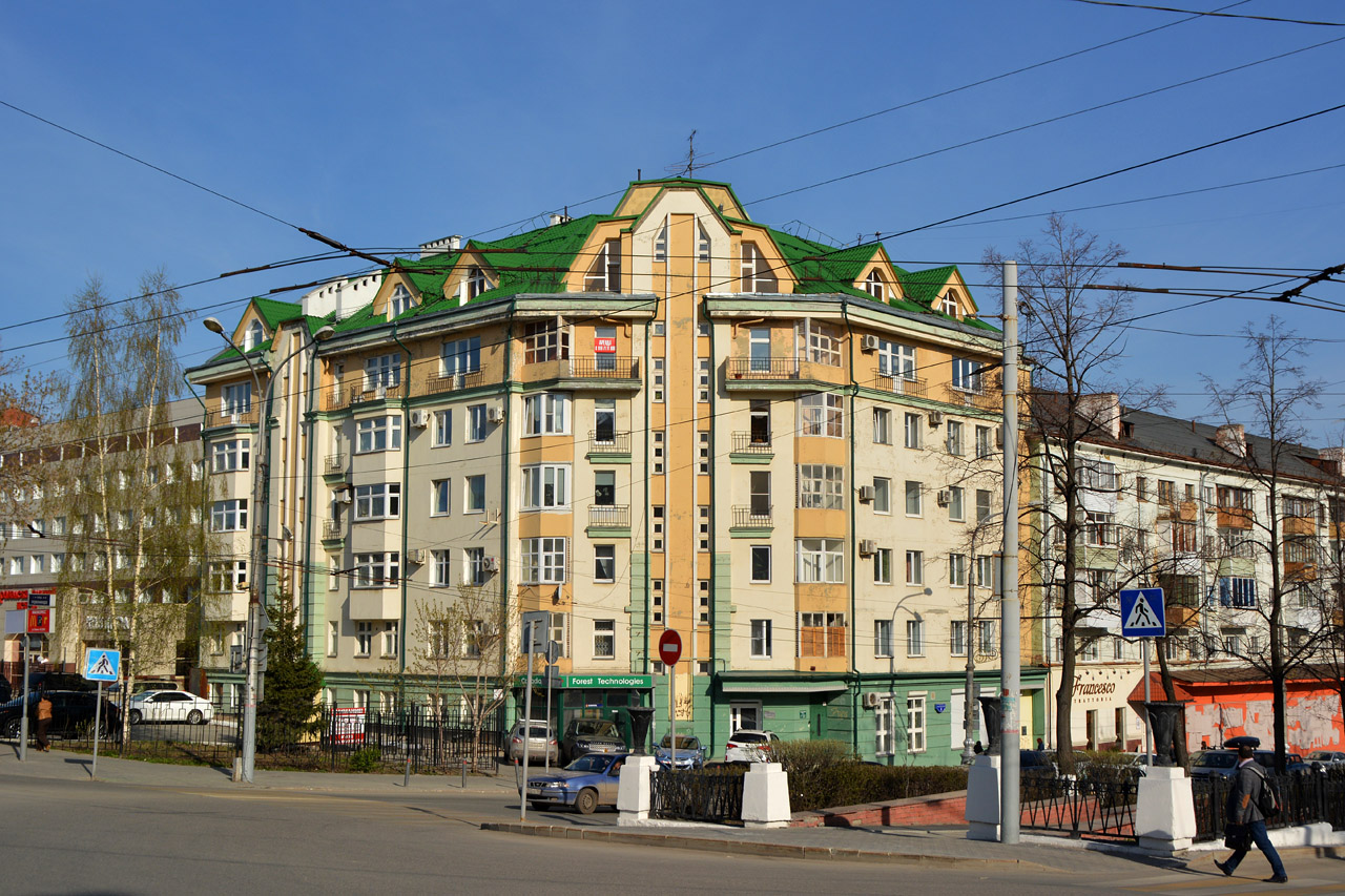 Пермь, Комсомольский проспект, 8