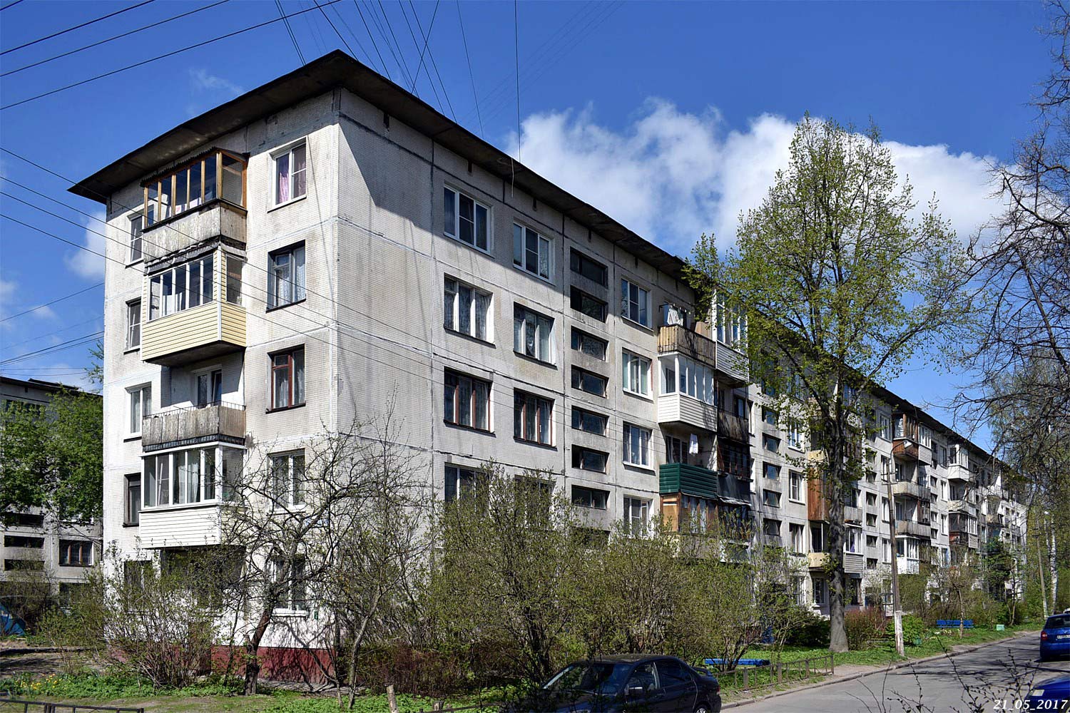 Peterburi, Улица Верности, 52