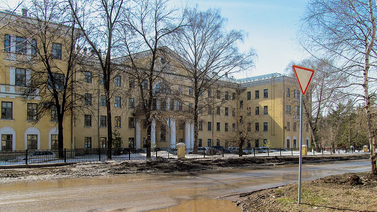 Уфа, Улица 40 лет Октября, 1 корп. 2