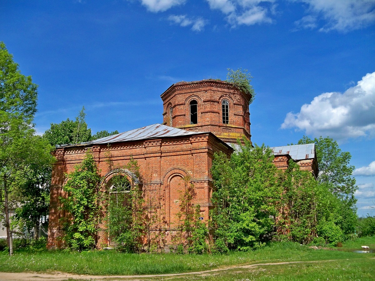 Красногорский район, прочие н.п., д. Медведи, Центральная улица, 6