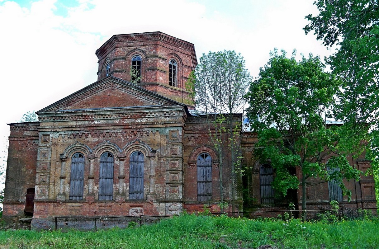 Красногорский район, прочие н.п., д. Медведи, Центральная улица, 6