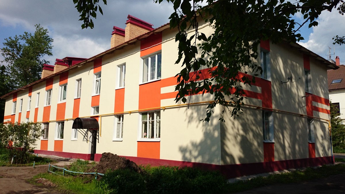 Великий Новгород, Улица Красилова, 51 / Улица Рогатица, 28
