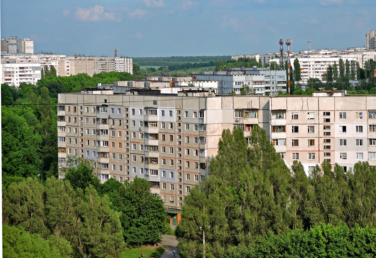 Харьков, Улица Леся Сердюка, 48 / Улица Метростроителей, 2