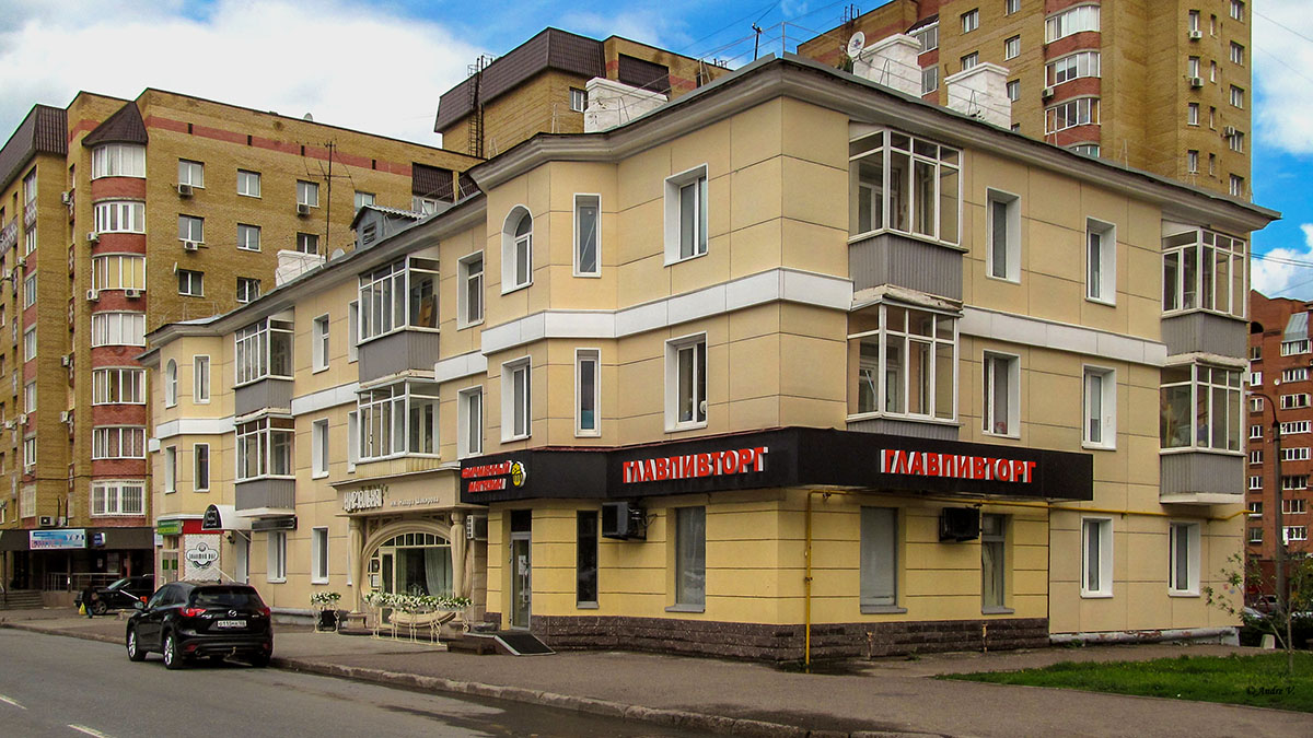 Уфа, Краснодонская улица, 21/23 / Улица Цюрупы, 146