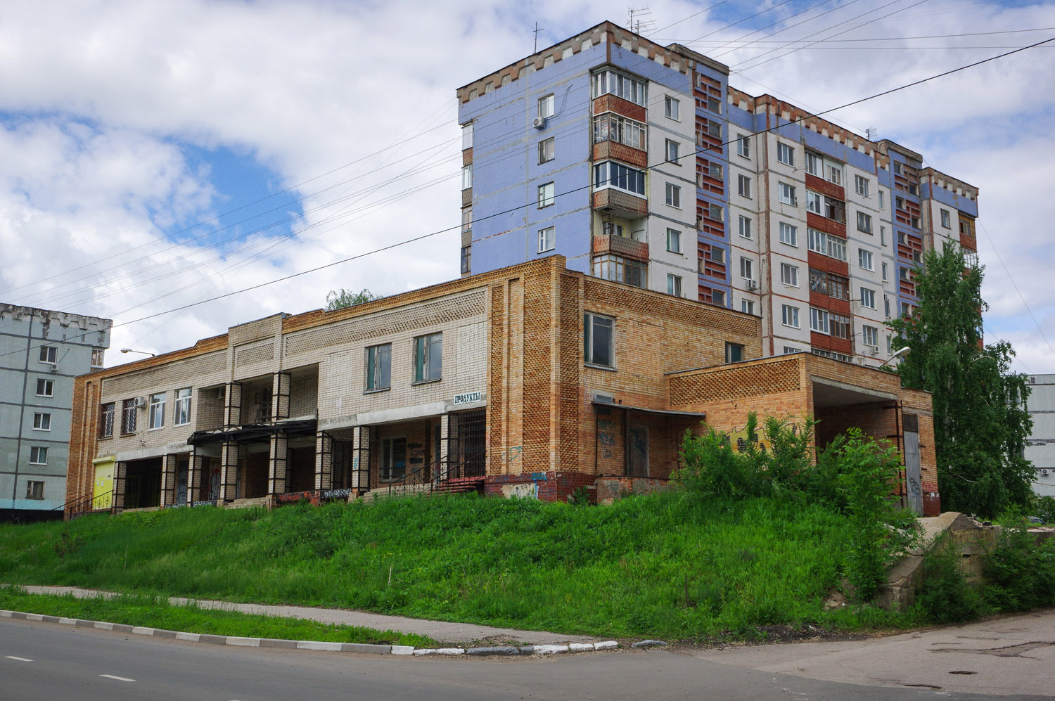 Новокуйбышевск, Улица Карбышева, 12