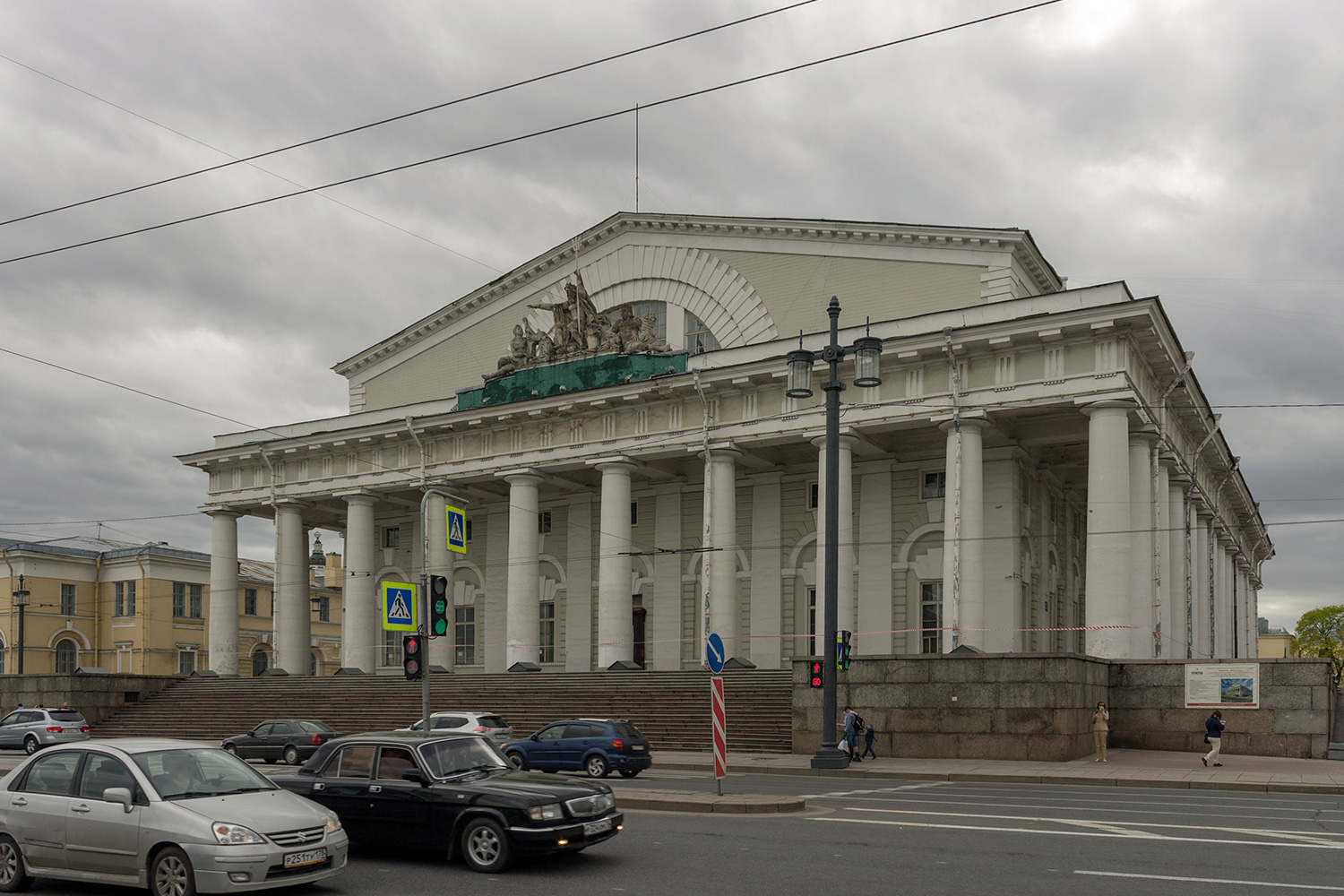 Санкт-Петербург, Биржевая площадь, 4