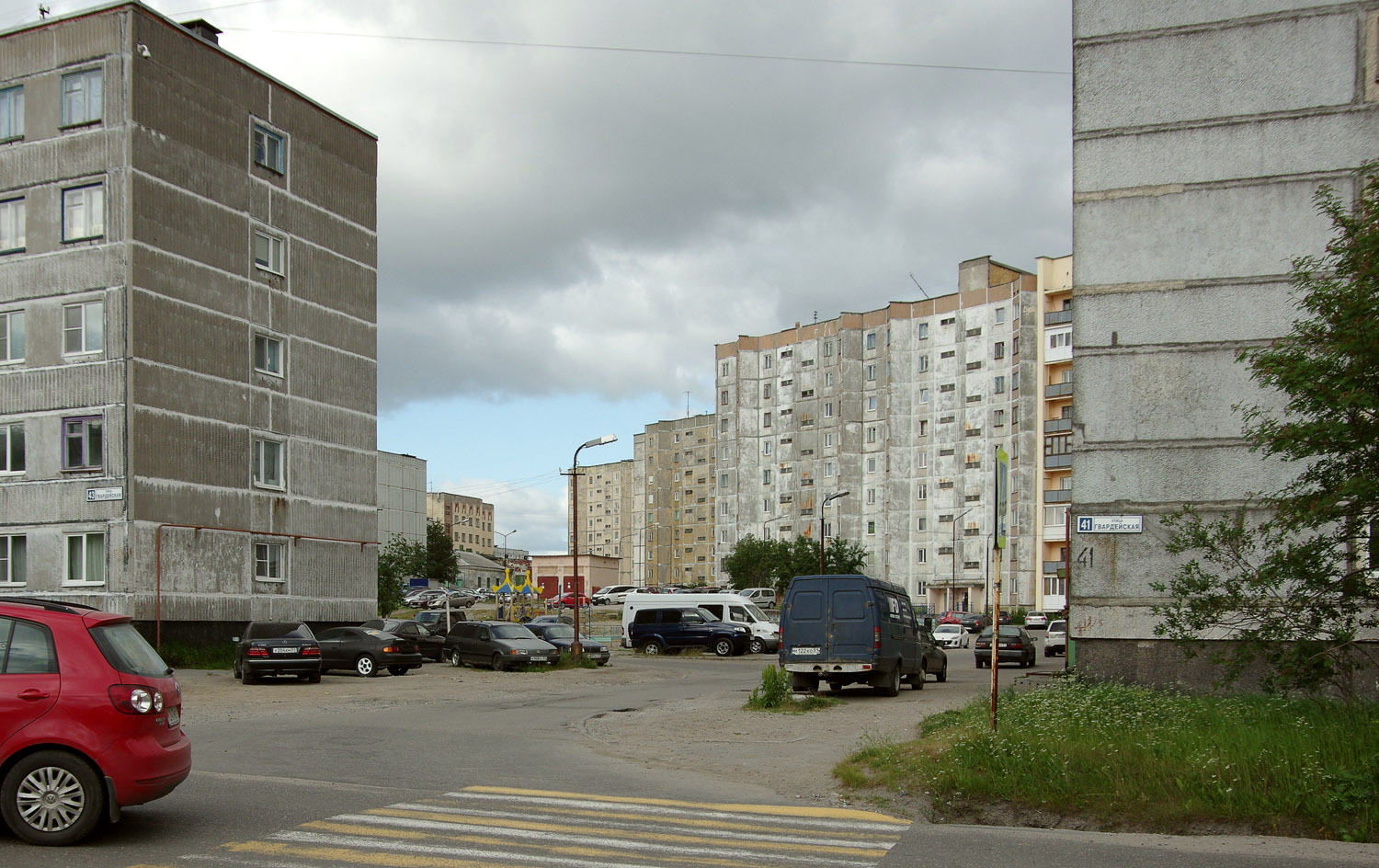 Североморск, Гвардейская улица, 37