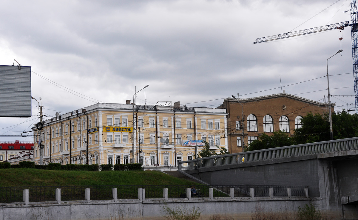 Омск, Улица Ленина, 20; Улица Лермонтова, 8