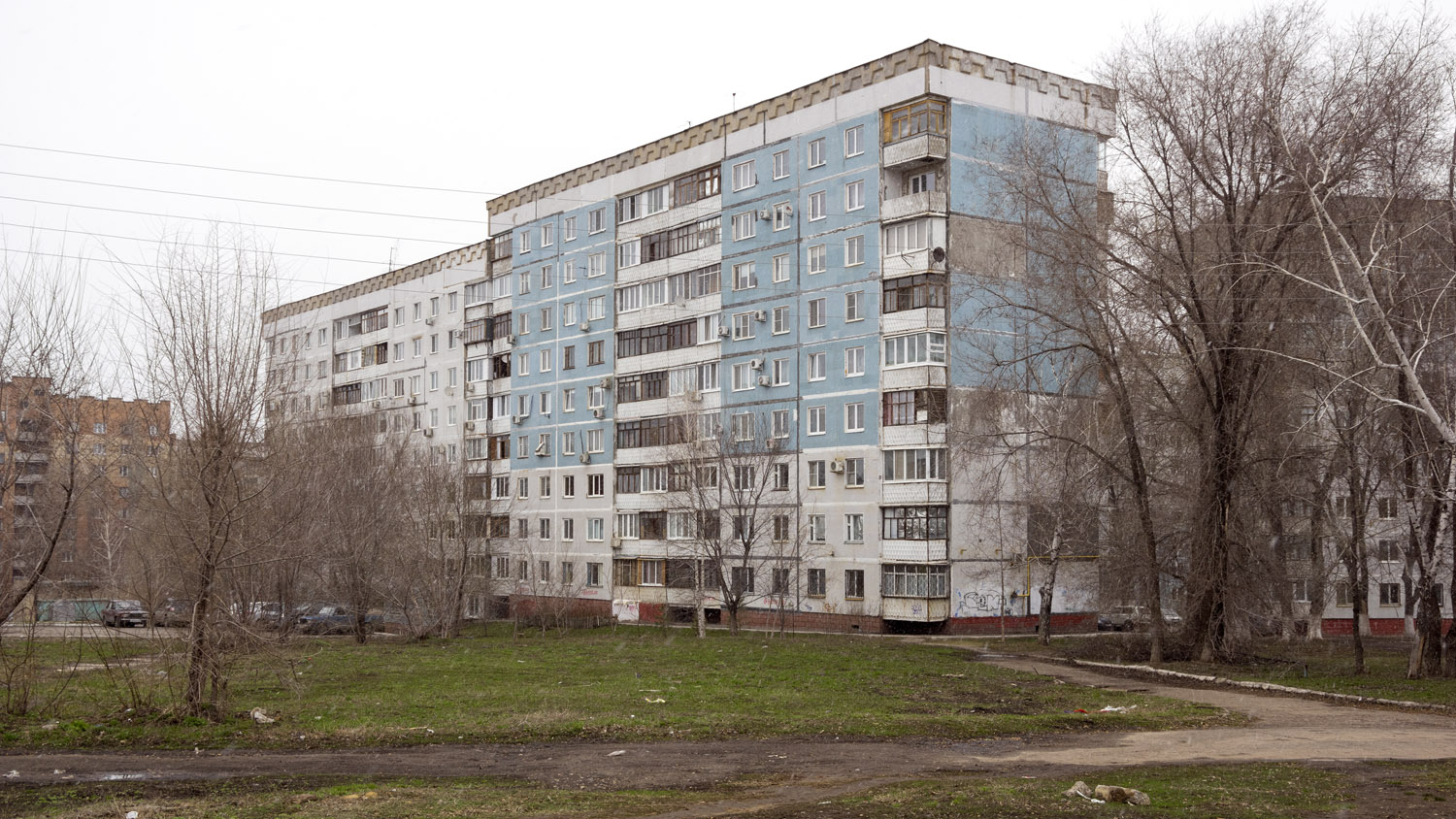 Новокуйбышевск, Улица Льва Толстого, 1А
