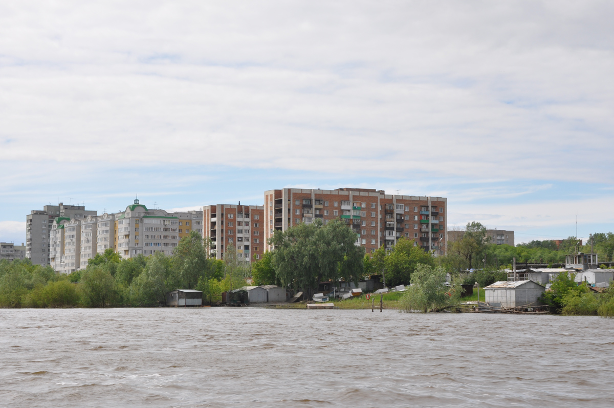 Omsk, Пригородная улица, 3/1; Пригородная улица, 3/2; Пригородная улица, 5