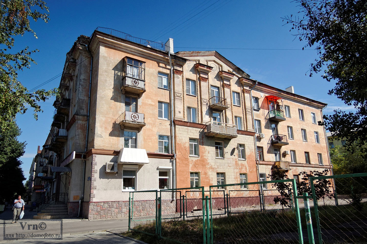 Воронеж, Ленинский проспект, 16
