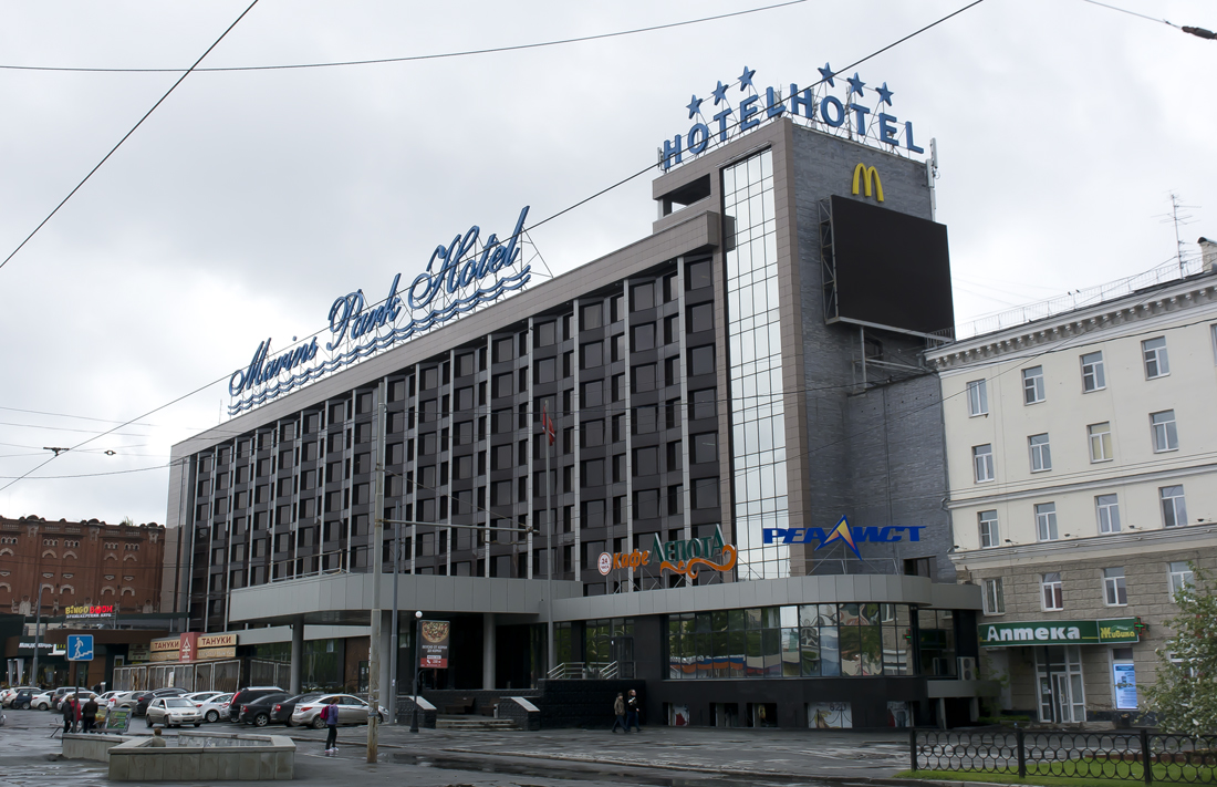 Екатеринбург, Улица Челюскинцев, 106