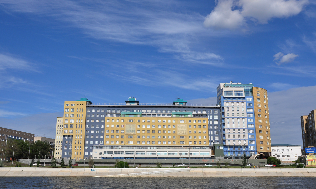 Омск, Иртышская набережная, 11 корп. 1; Иртышская набережная, 11 корп. 2