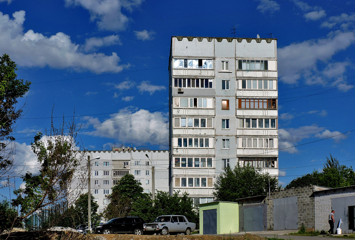 Песочин, Молодёжная улица, 1А; Молодёжная улица, 1