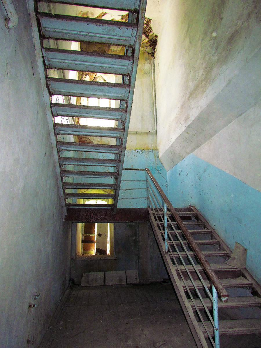 Люботин, Улица Хижного, 16