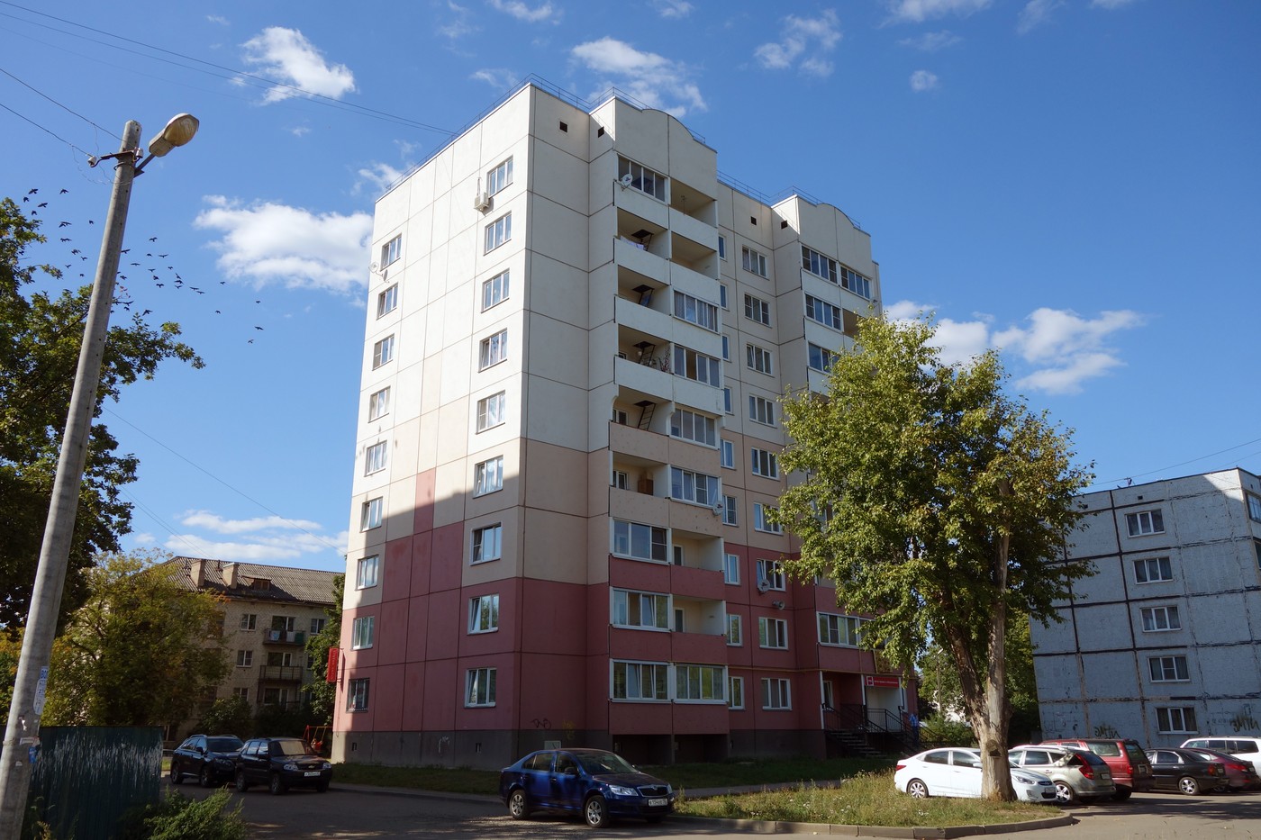 Луга, Проспект Володарского, 20А