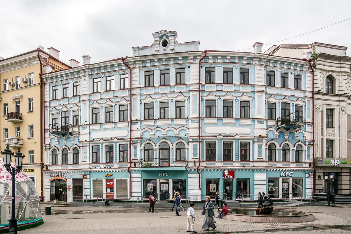 Казань, Улица Баумана, 86 / Улица Пушкина, 7