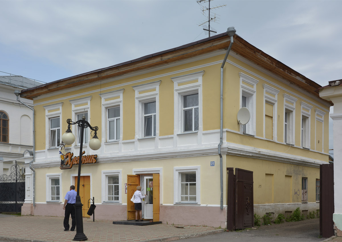 Елабуга, Казанская улица, 25