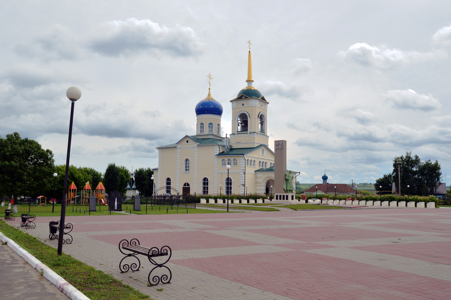Хохольский район, прочие н.п., с. Хохол, Центральная улица, 15А