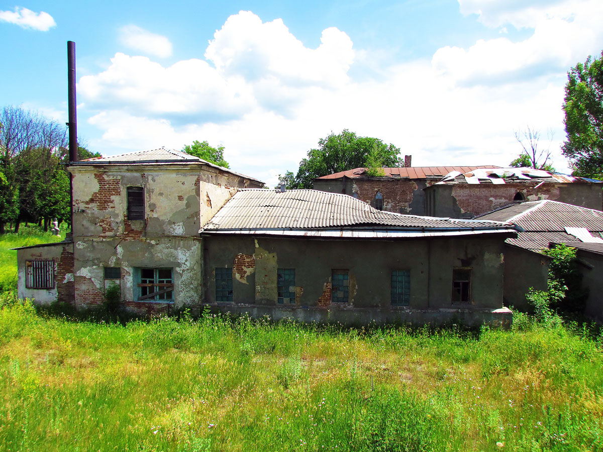 Люботин, Улица Хижного, 16