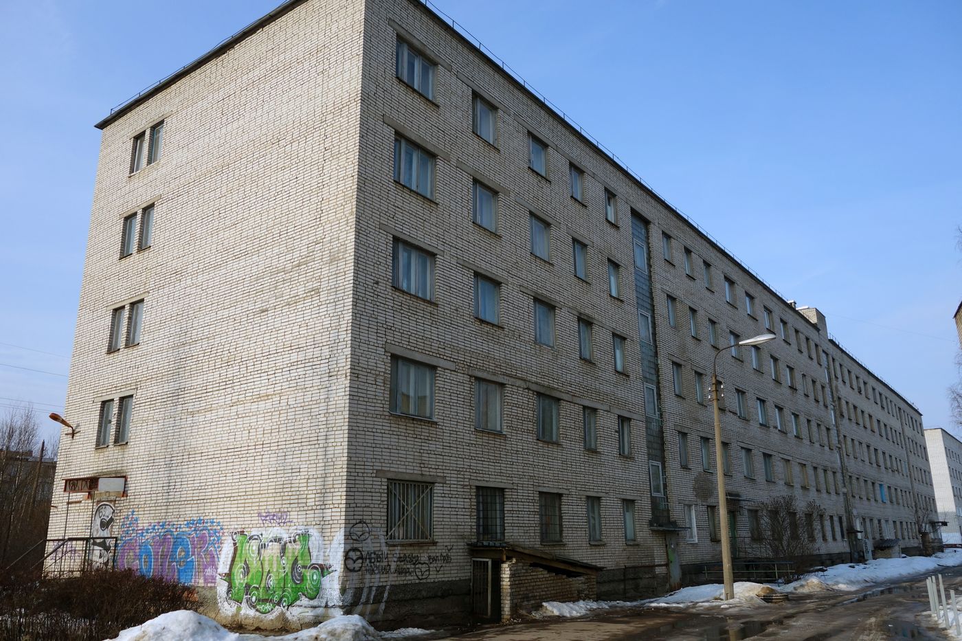 Тихвин, Улица Борисова, 2