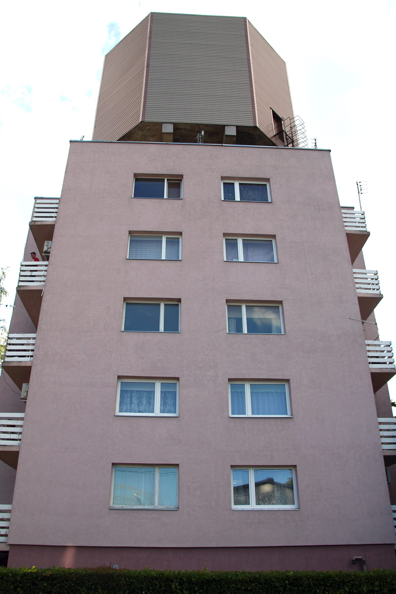 Вяндра, Carl Robert Jakobsoni, 6