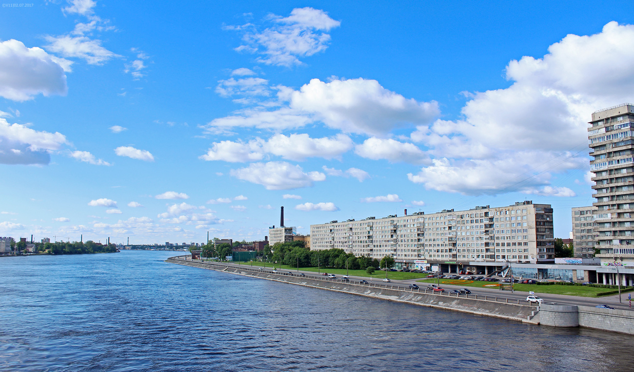 Санкт-Петербург, Октябрьская набережная, 64 корп. 1