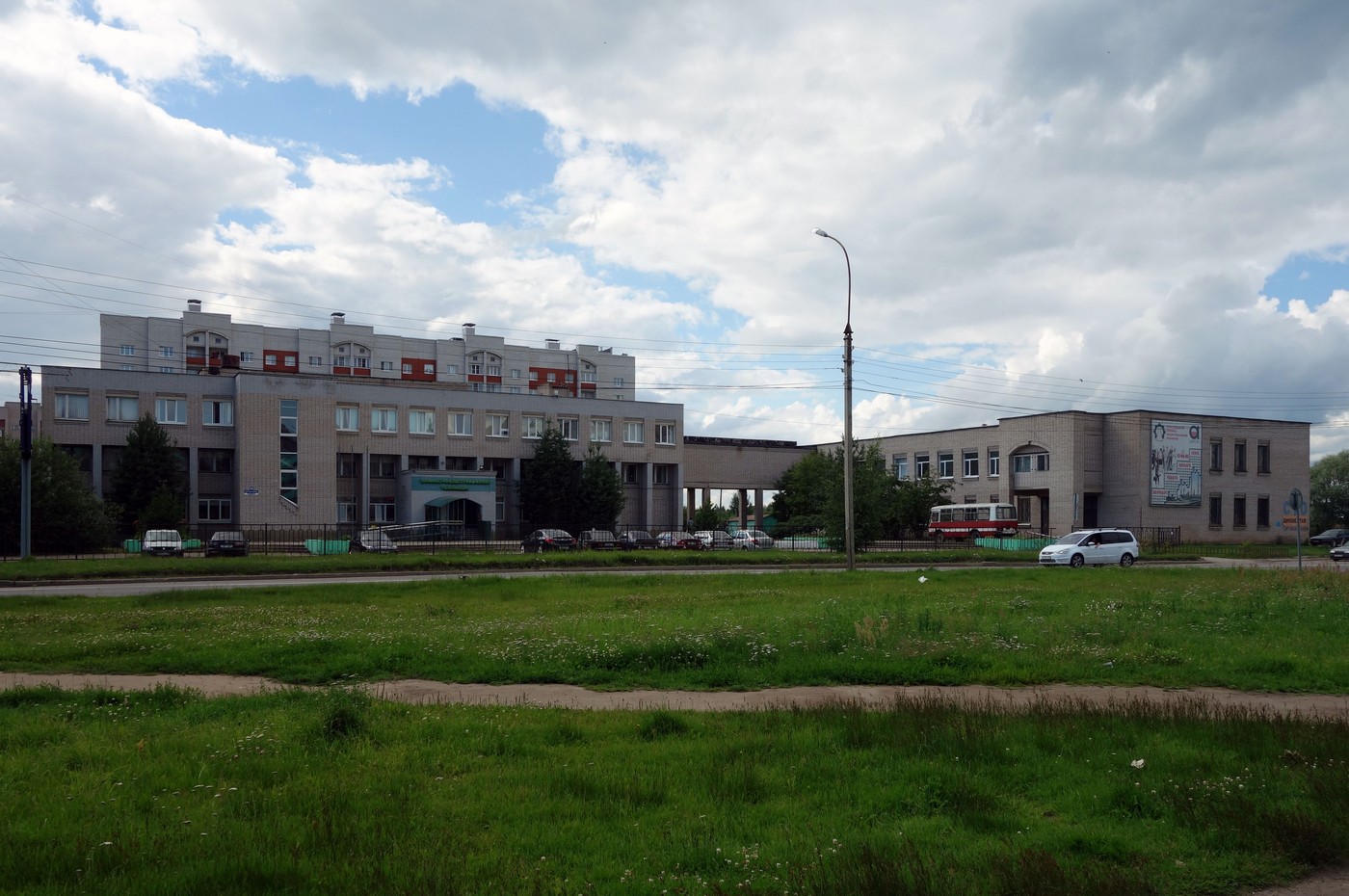 Великий Новгород, Улица Кочетова, 28