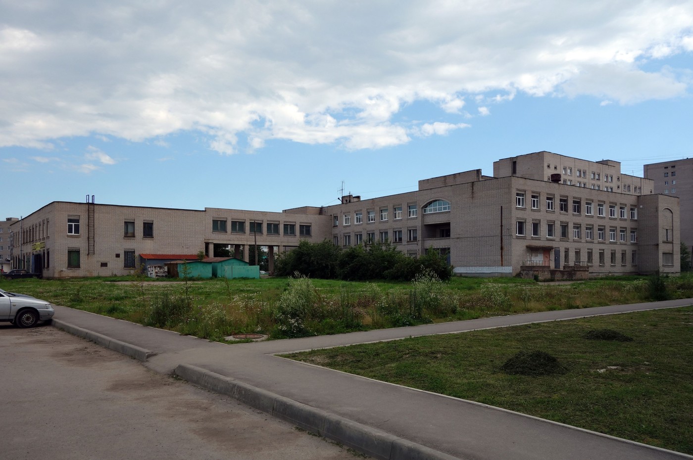 Великий Новгород, Улица Кочетова, 28