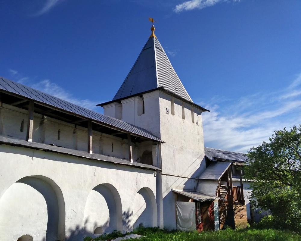 Переславский район, прочие н.п., С. Никитская слобода, Запрудная улица, 20 Южная башня