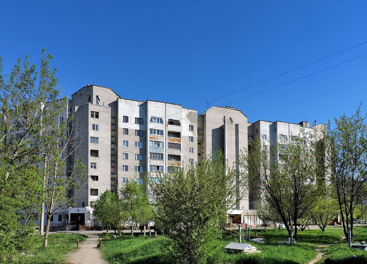 Kharkov, Проспект Героев Харькова, 298