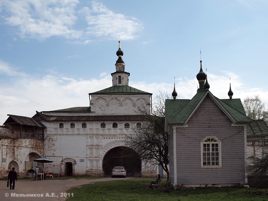 Переславль-Залесский, Музейный переулок, 4 Никольская церковь; Музейный переулок, 4 Часовня из Старово