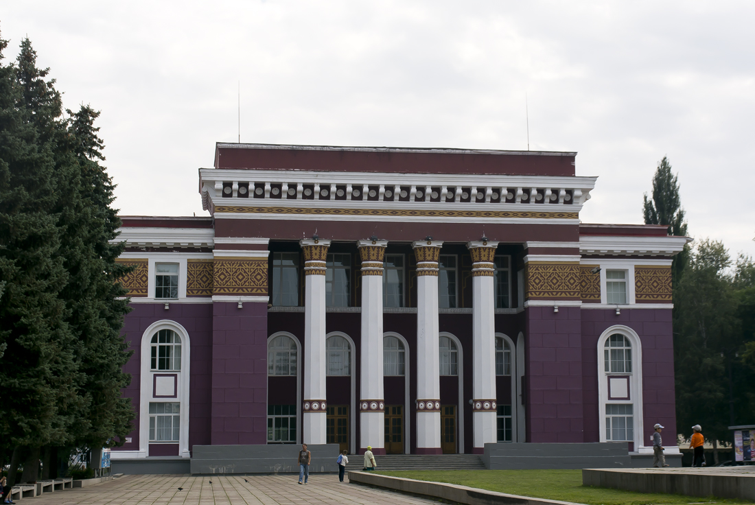 Салават, Улица Юрия Гагарина, 2А / Первомайская улица, 2А