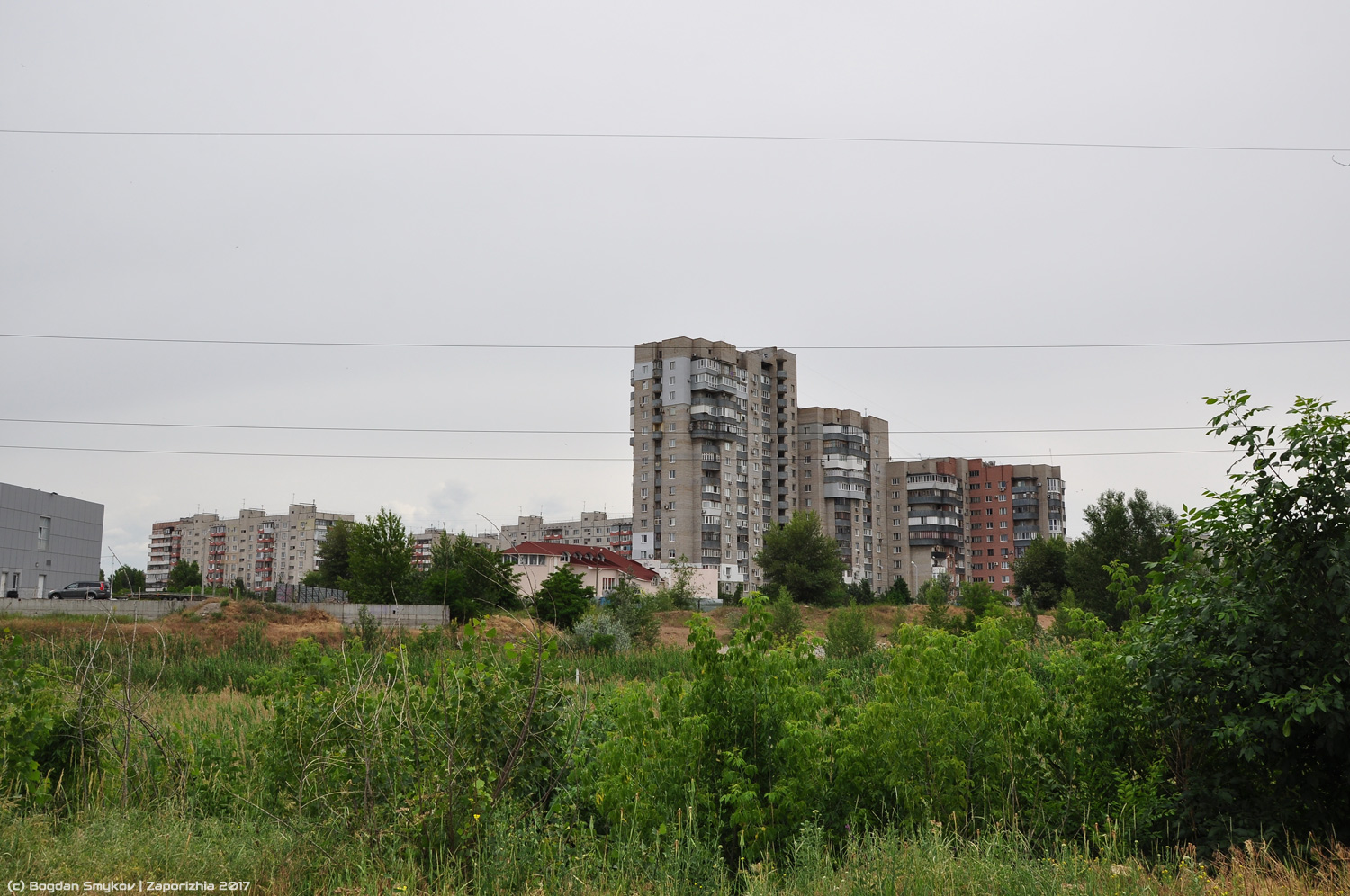 Запорожье, Автозаводская улица, 4; Проспект 40-летия Победы, 9