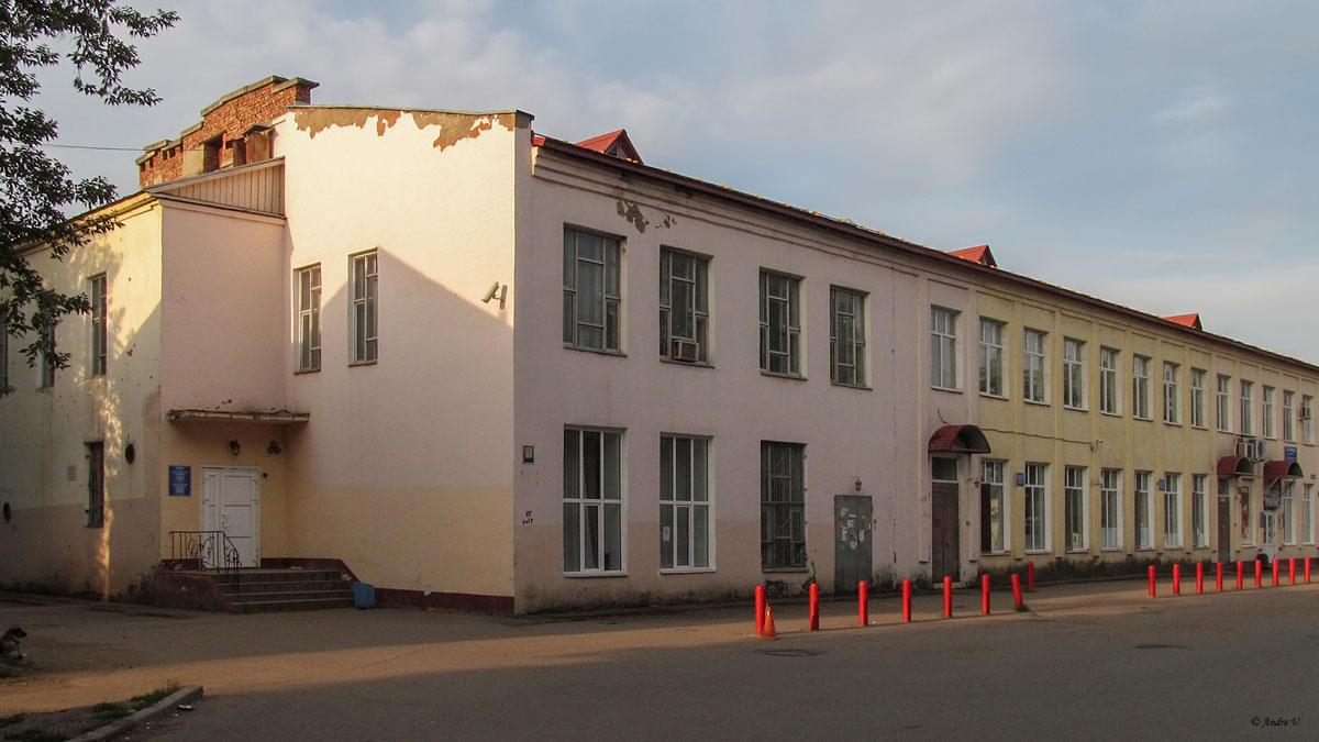 Уфа, Петрозаводская улица, 2 / Сельская Богородская улица, 9