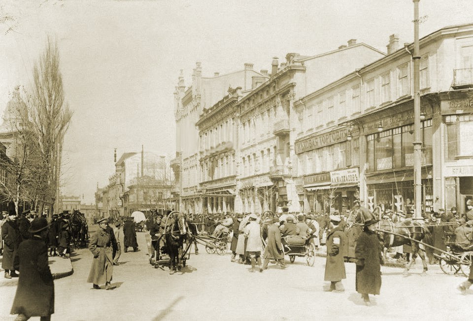 Одесса, Катерининська вулиця, 15; Катерининська вулиця, 17; Дерибасівська вулиця, 14 / катерининська вулиця, 17