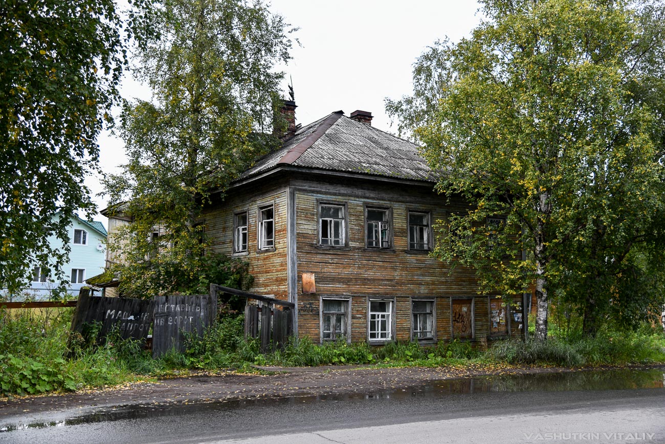 Архангельск, Улица Маяковского, 9 / Улица Георгия Иванова, 49