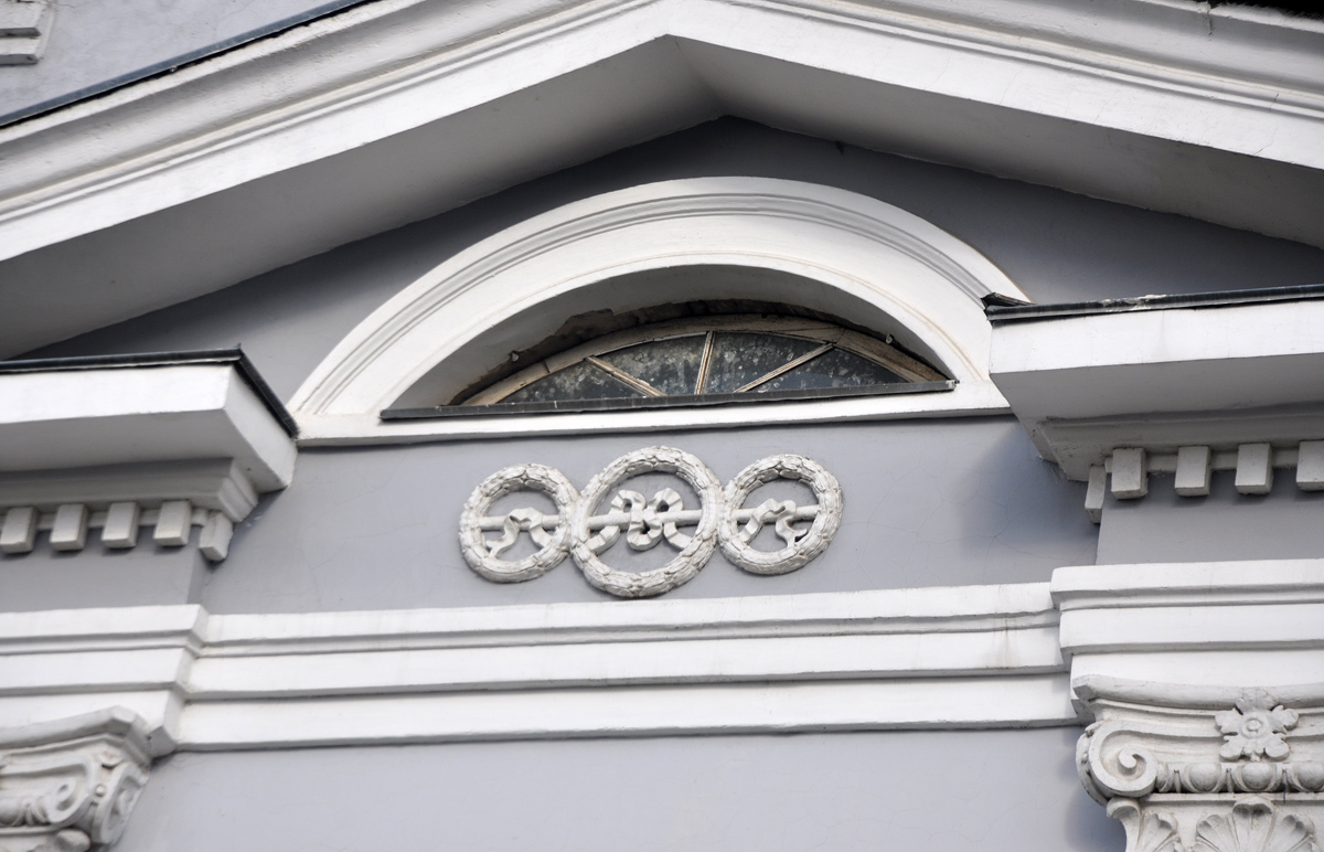Омск, Улица Декабристов, 35Б
