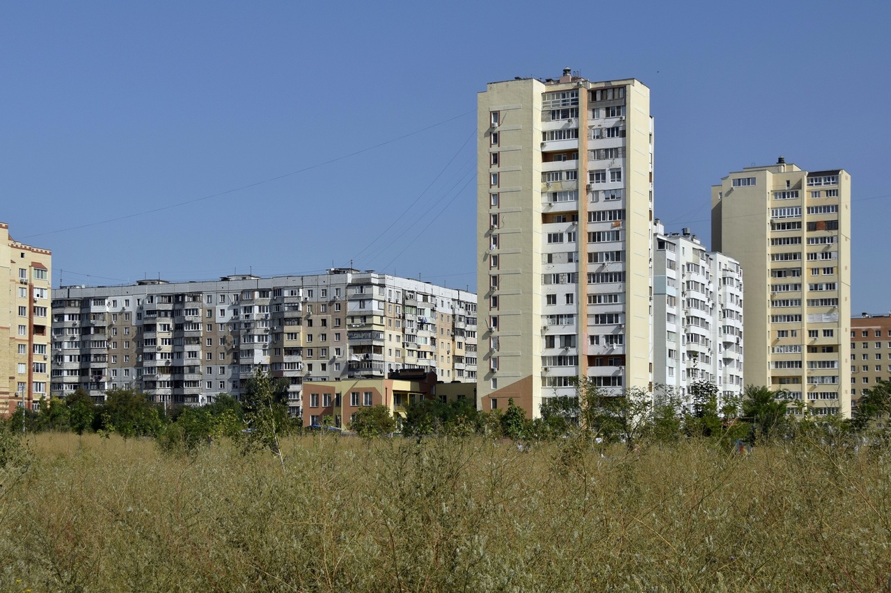 Одесса, Вулиця Володимира Висоцького, 13; Вулиця Володимира Висоцького, 17; Вулиця Володимира Висоцького, 7; Вулиця Володимира Висоцького, 13А