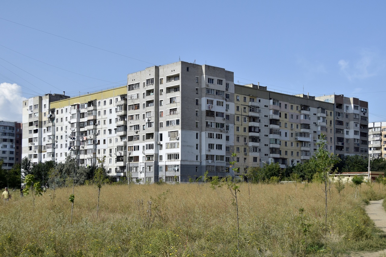 Одесса, Вулиця Академіка Заболотного, 56/1; Вулиця Академіка Заболотного, 56; Вулиця Академіка Заболотного, 56/2