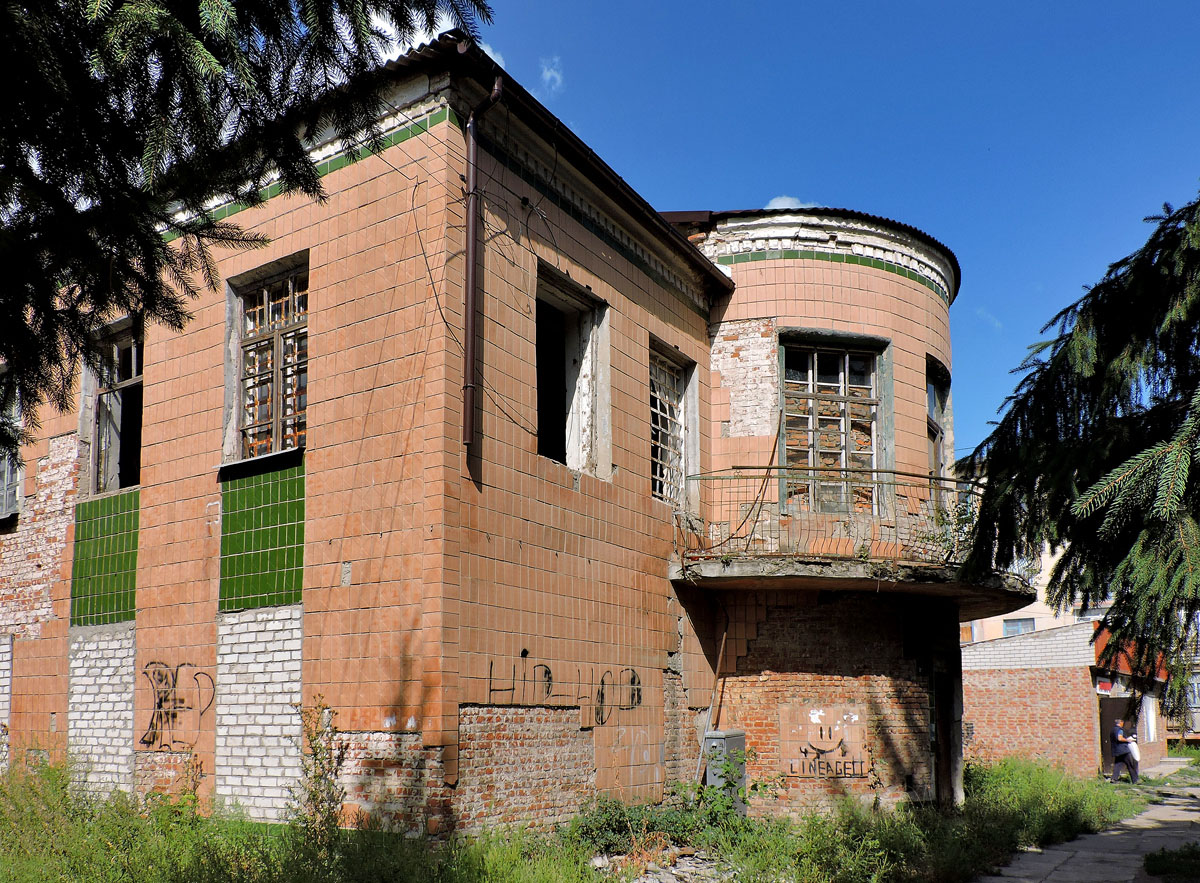 Чкаловское, Улица Чкалова, 30