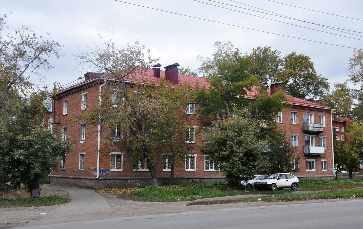 Омск, Улица 7-я линия, 182а